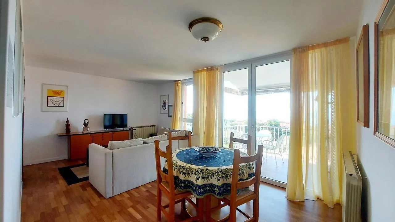 Panoramic Apartment Bardolino