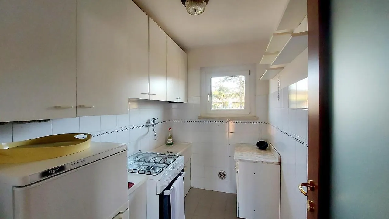 Panoramic Apartment Bardolino 0*,