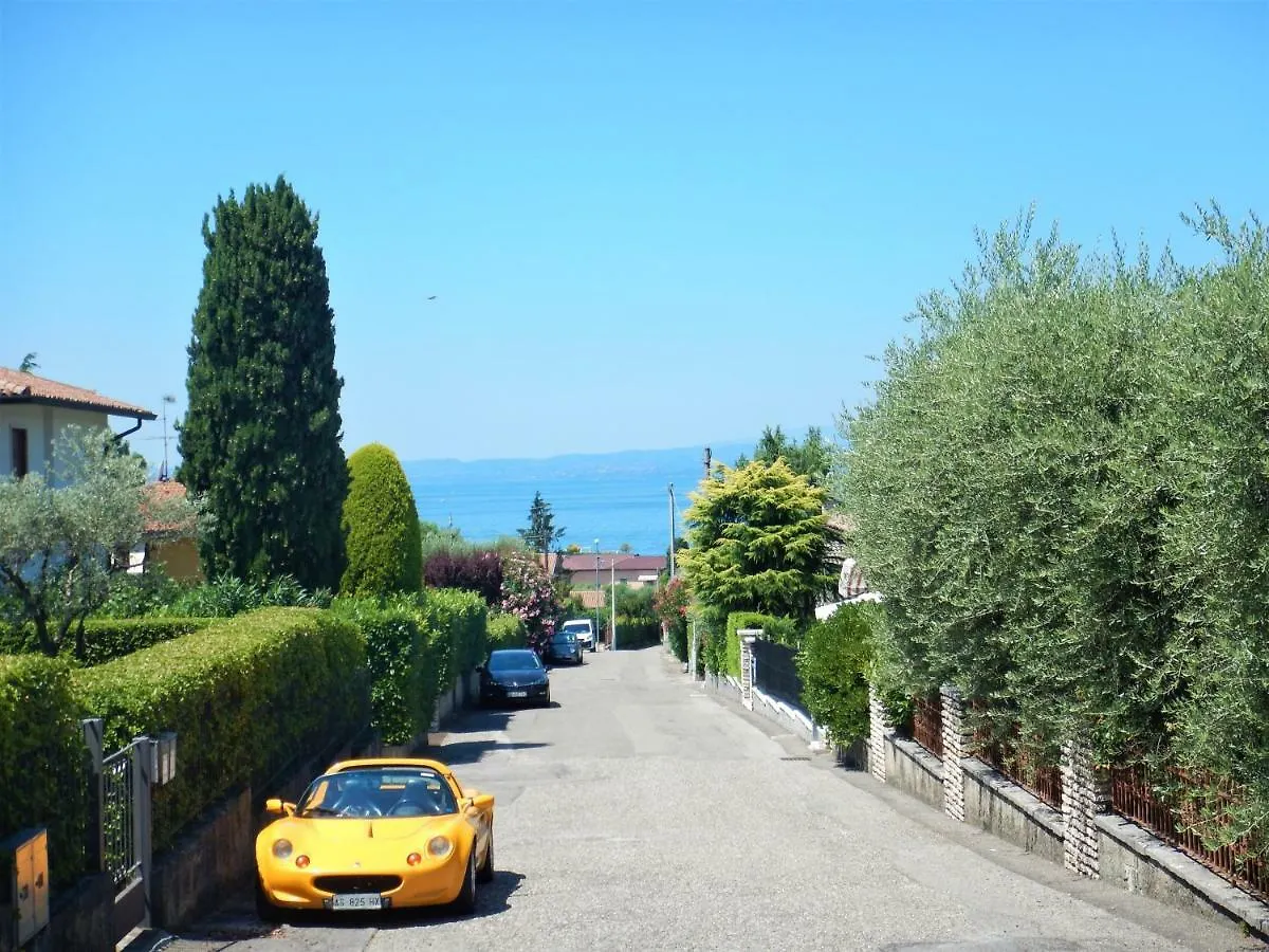 Panoramic Apartment Bardolino