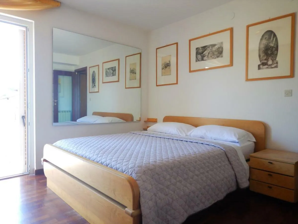 Panoramic Apartment Bardolino Italy